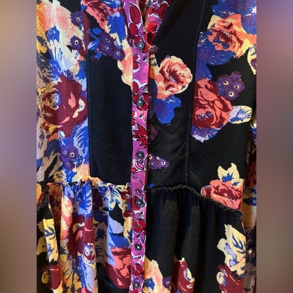 Free People “Brunch A Bunch” Floral Tunic Top 🌸 medium - Picture 5 of 9